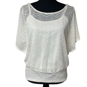 HeartSoul Ivory Zig Zag Knit Butterfly Blouson Top
